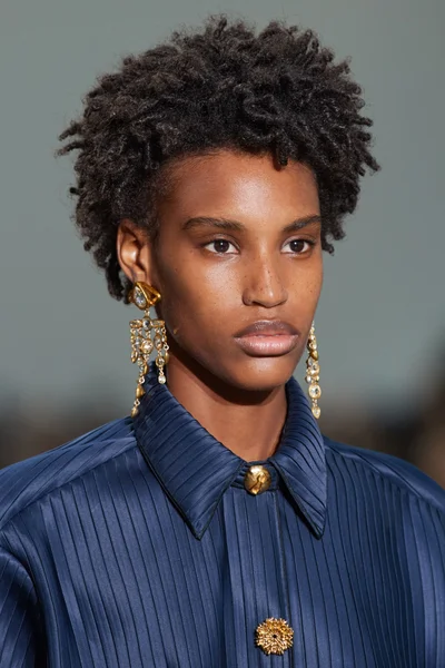 Look 26